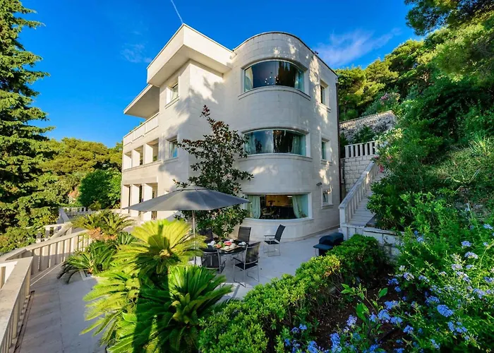 Grande, Modernist Exterior, Fendi Interior, Special House Overlooking Sea 두브로브니크