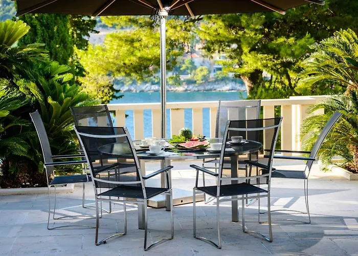 Grande, Modernist Exterior, Fendi Interior, Special House Overlooking Sea 빌라 두브로브니크
