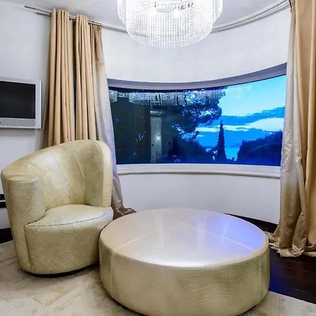 Grande, Modernist Exterior, Fendi Interior, Special House Overlooking Sea 别墅 *