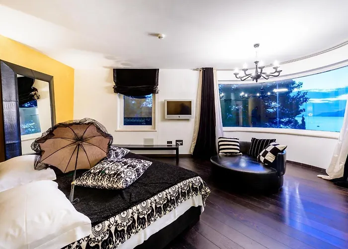 Villa Grande, Modernist Exterior, Fendi Interior, Special House Overlooking Sea Dubrovnik